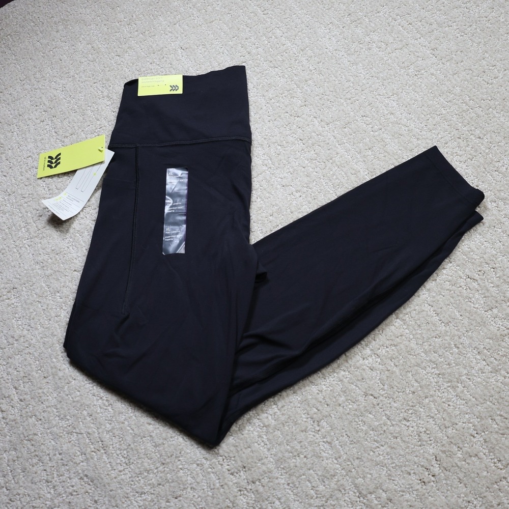 All in Motion Everyday Soft Ultra High Rise Pocketed Leggings Black XL